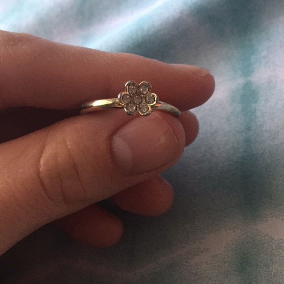 Ring - Picture 2 of 3